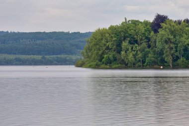 Adanın gölü, Almanya Mhnesee - Kuzey Ren-Vestfalya - Almanya