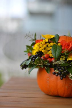 Güzel taze çiçekler buket