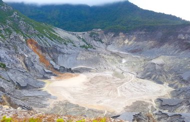 Tangkuban perahu ana krateri, Bandung 'da aktif volkan, Batı Java, Endonezya