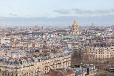 Les Invalides ile Paris manzarası, Eiffel Kulesi 'nin havadan görünüşü...