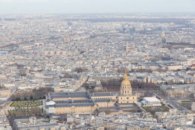 Les Invalides ile Paris manzarası, Eiffel Kulesi 'nin havadan görünüşü...