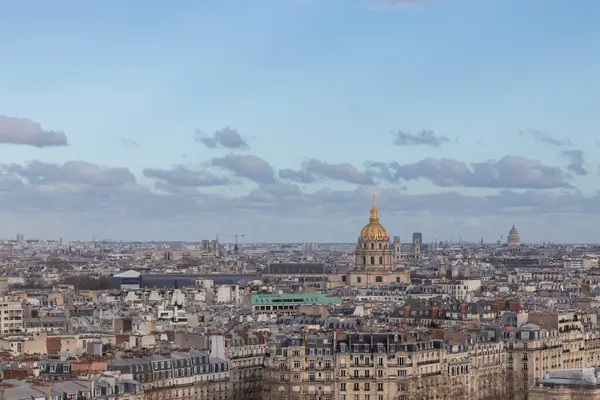 Les Invalides ile Paris manzarası, Eiffel Kulesi 'nin havadan görünüşü...