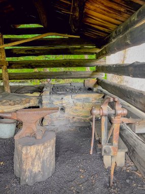 1950 'lerin demirci dükkanı Cades Cove Tennessee' den