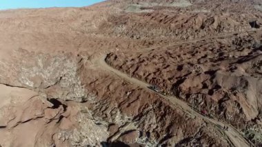 İsrail 'in kuzeyindeki dağların güzel manzarasının havadan görüntüsü.
