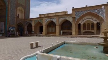Eski şehrin camii. Kuzeyin merkezindeki en ünlü simge.