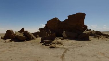 Mısırın kuzeyindeki Negev Çölü 'nün dağlarının manzarası