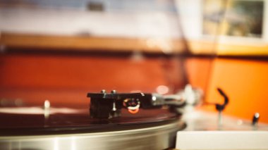 Boşluğu Kopyalayan Retro Müzik Kaydı Oynatıcı