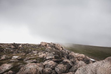 Absaroka Sakal Dişi Dağları 'nda Fırtına Bulutu Gökyüzü Montana