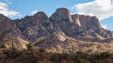 Pinal County Arizona 'daki Picacho PeakState Parkı
