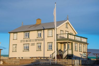 Hofn i Hornafirdi, İzlanda - 30 Ocak. 2021: İzlanda 'nın Hofn kentindeki eski restorant Otto eski restoranı