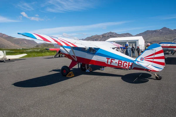 Hornafjordur Ijsland Juni 2022 Piper Xpa Vliegtuig Bgh Vliegveld Hornafjordur — Stockfoto