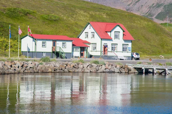 Village Hofsos Dans Nord Islande Par Une Journée Été Ensoleillée — Photo