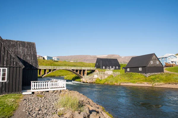 Pueblo Hofsos Islandia Del Norte Soleado Día Verano —  Fotos de Stock