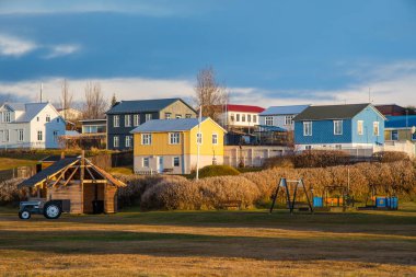 Kuzey İzlanda 'daki Hrisey adasında güneşli bir yaz günü