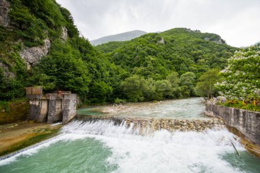 Kosova kırsalındaki Rugova kanyonunun güzel doğası