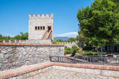 Arnavutluk 'un güneyindeki Butrint Ulusal Arkeoloji Parkı Venedik Kalesi