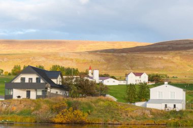 Kuzey İzlanda 'daki Svalbardseyri köyü.