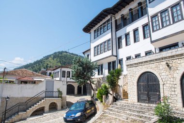 Berat Arnavutluk - 3 Temmuz. 2023: Şehir manzarası