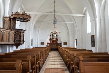 Danimarka 'nın Mon adasındaki Borre kasabası kilisesi.