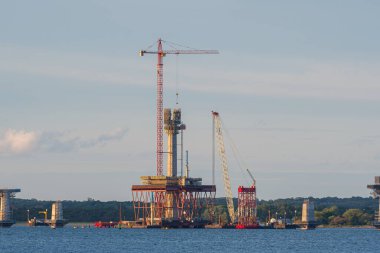 Danimarka 'daki Vordingborg yakınlarındaki yeni Storstrommen Köprüsü' nün inşaat alanı