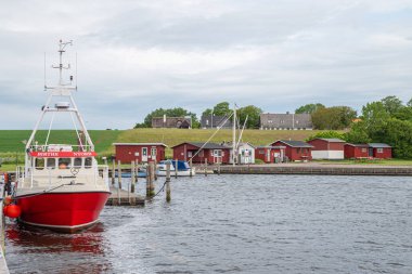 Nyord Danimarka - 29 Mayıs. 2024: Limanda tekneler