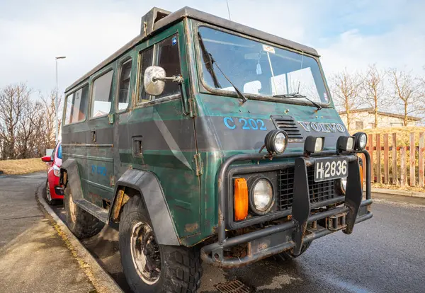 Akranes İzlanda - 12 Nisan. 2024: Volvo C202 Laplander sokakta