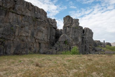 Güney İzlanda 'daki Thingvellir Milli Parkı' nda Almannagja 'nın güzel doğası