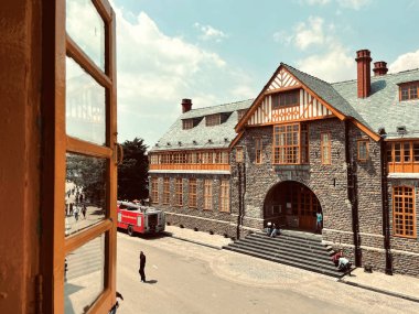 Shimla Belediyesi ve alışveriş yolu Shimla Himachal Pradesh 12 Ekim 2021