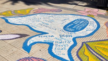 Plaza Tile Buenos Aires, Arjantin 'de Boyalı Mozaik Haraç İsimleri - 15 de diciembre de 2024