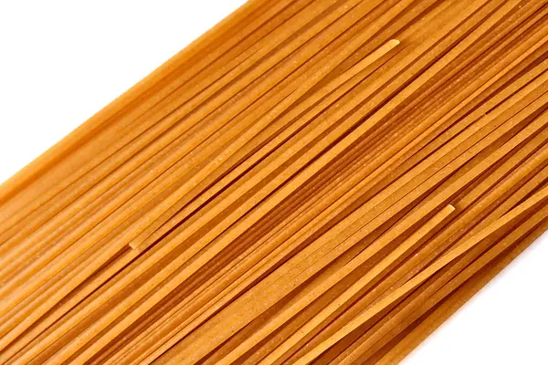 Beyaz arka planda izole edilmiş çapraz Buğday Spagetti DokusuName