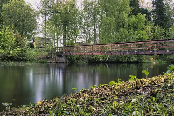 Sükunet Tahta Köprü Sükunet Nehrinin Üzerinde