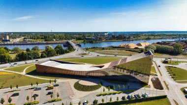 Ventspils, Letonya 'daki Geleceğin Bilim Merkezi VIZIUM İHA Görünümü