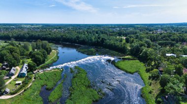 Kuldiga, Letonya 'da Ventas Rumba' nın İnsansız Hava Aracı Görünümü - Yukarıdan Doğa Tarihi