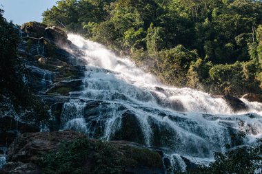Mae Ya Waterfall Doi Inthanon Ulusal Parkı Tayland Chiang Mai.