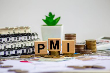 PMI, üretim ve hizmet sektörlerindeki ekonomik koşulları belirlemek için kullanılan bir endeks. Bu bir kısaltma.