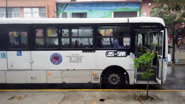 San Jose Costa Rica Juni 2022 Bus Mit Öffentlichen Verkehrsmitteln — Stockvideo