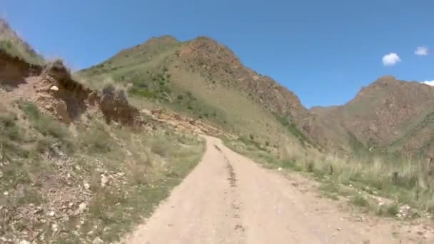 Song Kul Kyrgyzstán Květen 2022 Pohled Jízdu Hyper Lapse Papoušci — Stock video