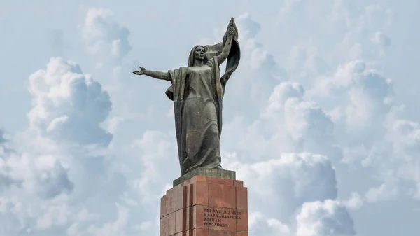 Bişkek Kırgızistan Mayıs 2022 Devrim Savaşçıları Anıtı Ülkenin Bağımsızlığı Için — Stok fotoğraf