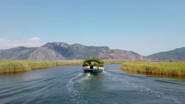 Далян Туреччина Червня 2023 Туристи Екскурсійному Човні Плаває Річці Далян — стокове відео