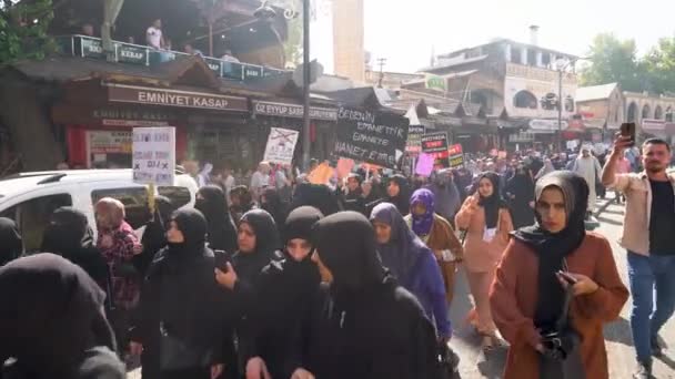 Sanliurfa Türkei Oktober 2022 Religiöse Muslime Marschieren Während Einer Lgbt — Stockvideo