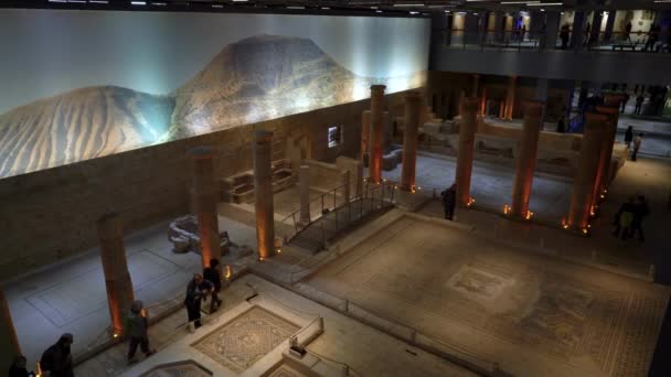 Gaziantep Türkiye Ekim 2023 Turistler Ülkenin Büyük Iki Mozaik Müzesinden — Stok video