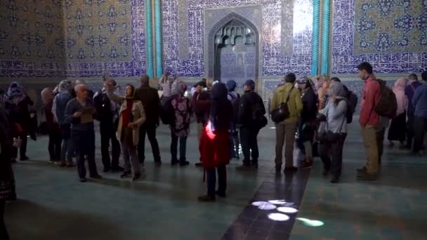 Isfahan Iran October 2023 Tourists Sheikh Lotfollah Mosque Visiting Taking — Stock Video