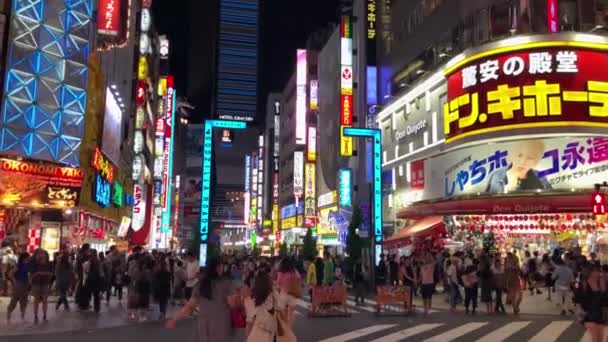 Tokio Japón Agosto 2023 Escena Nocturna Del Distrito Kabukicho Shinjuku — Vídeos de Stock