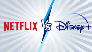 İstanbul, Türkiye - 7 Şubat 2024: Netflix Disney Plus 'a karşı. Netflix ve Disney Plus gibi iki yayın servisi arasındaki rekabet kavramı. Ticari rekabetin temsili.