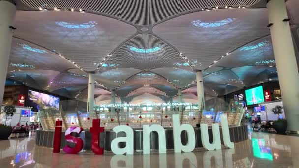 Istanbul Turecko Prosince 2023 Interiér Letiště Istanbul Velkou Istanbulskou Cedulí — Stock video