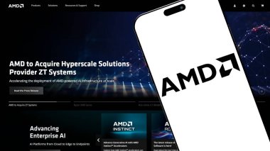 İstanbul, Türkiye - 20 Ağustos 2024: Arkaplanda web sitesi bulunan akıllı telefon ekranında Broadcom logosu. AMD, CPU ve GPU tasarlayan ve üreten yarı iletken bir şirkettir..