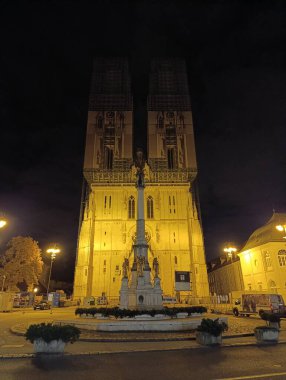 Zagreb, Katedral ve Hırvatistan 'da güzel bir akşam bekleniyor