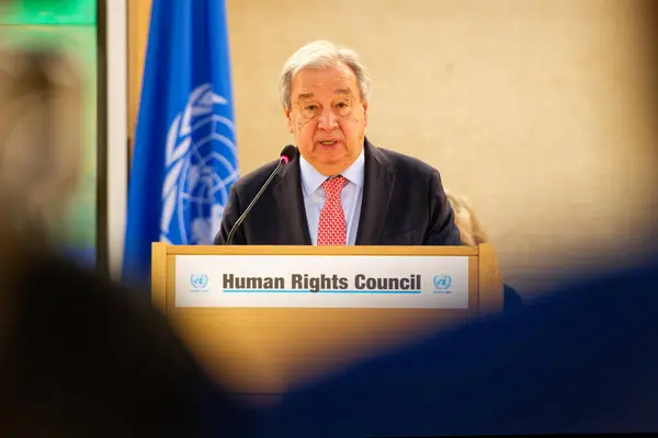 Cenevre, İsviçre - 24 Şubat 2025: BM Genel Sekreteri Antonio Guterres, Cenevre 'deki Birleşmiş Milletler İnsan Hakları Konseyi' nin 58. oturumunun üst düzey kesimine seslendi.
