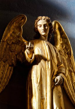 Merkür, FRANCE, 02-17-2025: Bir meleğin heykeli (19. yüzyıl).