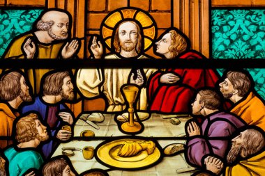 La Tour, Fransa - 03-28-2025: İsa-İsa 'nın Son Yemeği Lekeli Cam (1931).
